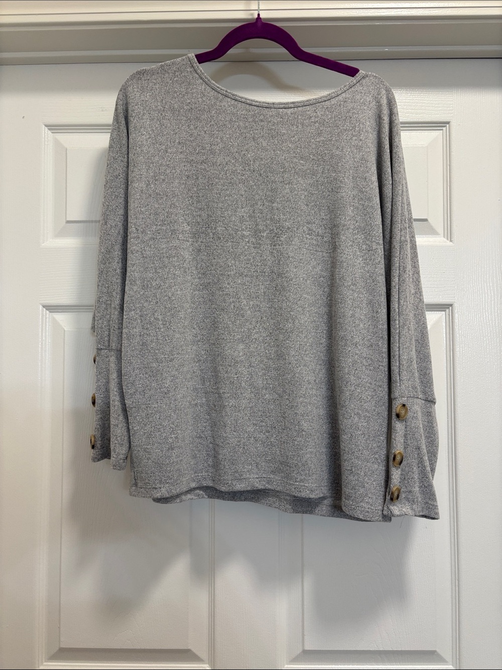 La miel Light Gray Button-Sleeve Knit Top